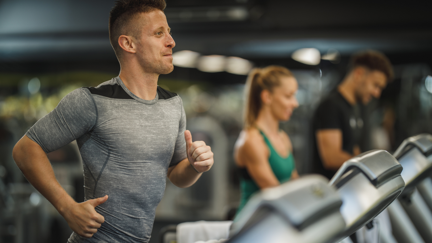 Beim Fitness-Training sind spezielle Nahrungsergänzungen sinnvoll