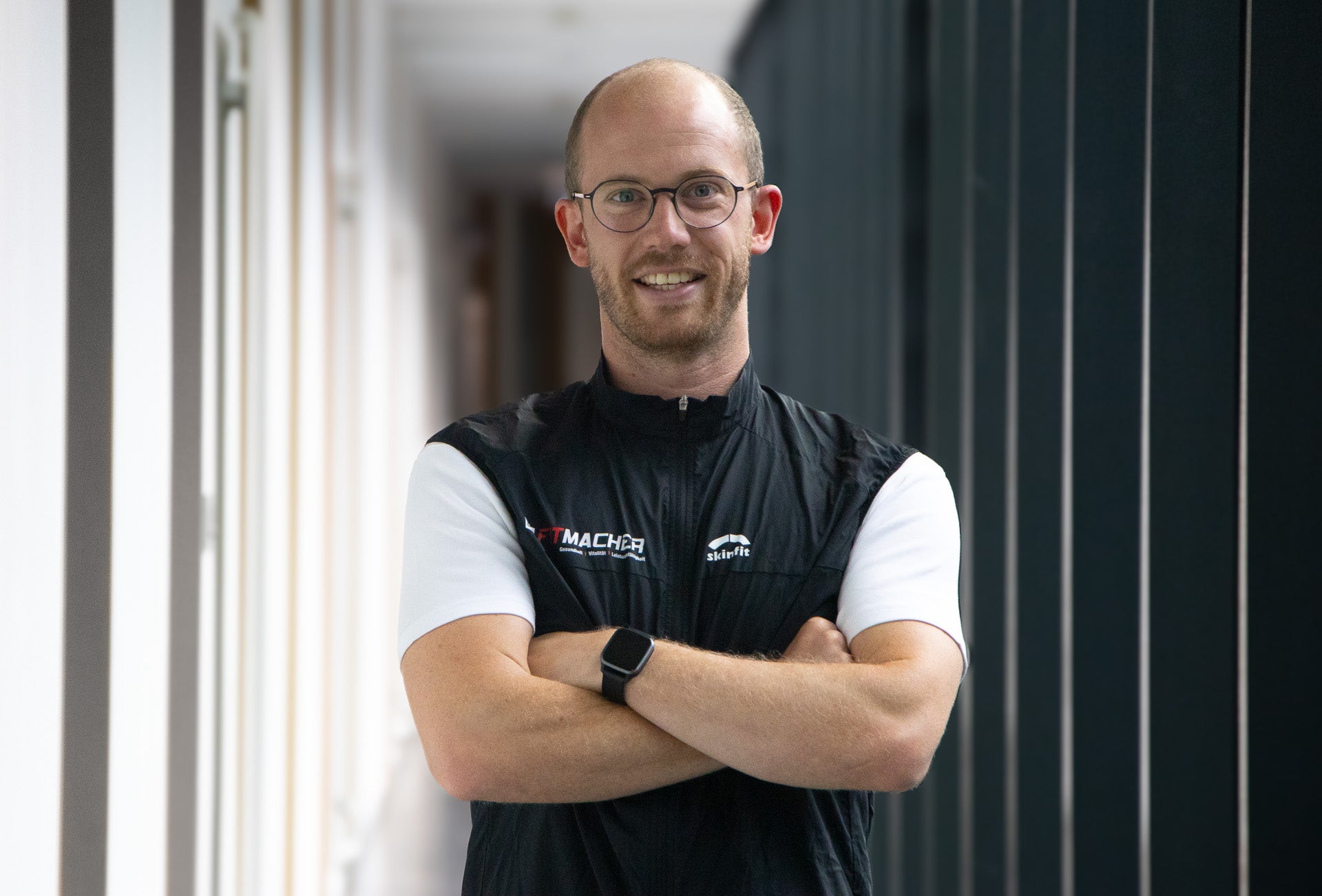 Dr. Lukas Postlmayr